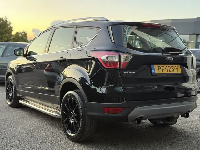 Ford Kuga 1ste eigenaar 1.5 EcoB. Trend Ult. 2017 Benzine 5