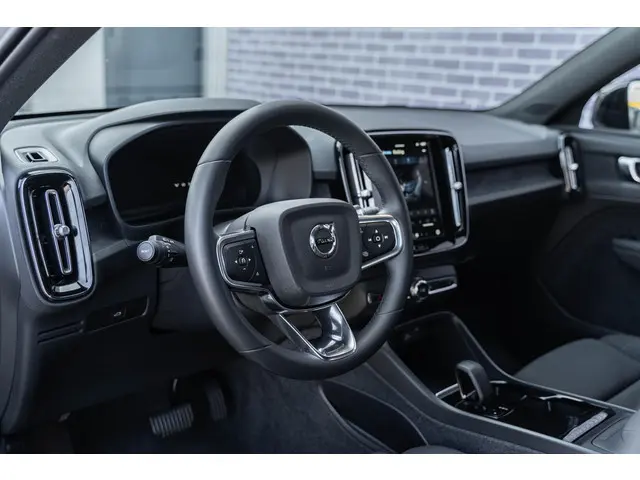 Volvo XC40 Extended Range Plus 2023 Elektrisch 22