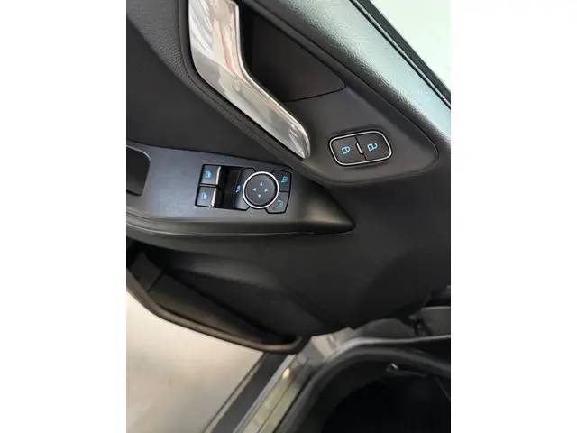 Ford Fiesta 1.0 EcoBoost Titanium 2019 Benzine 19