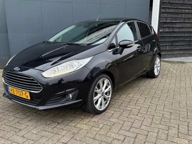 Ford Fiesta 1.0 EcoBoost Titanium 2016 Benzine 4