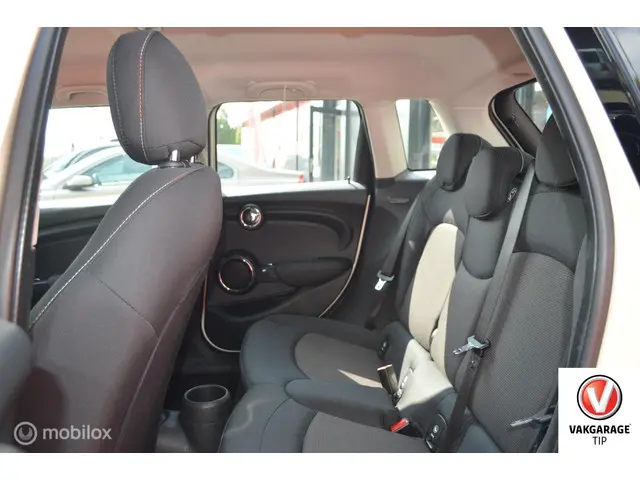 MINI One Mini 1.2 Business 150PK 2017 Benzine 25