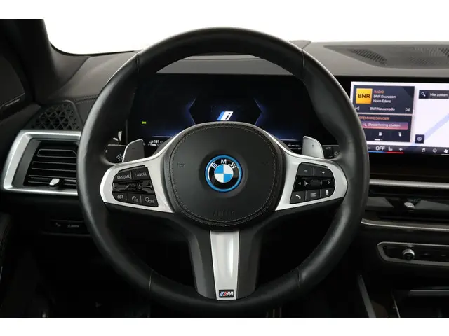 BMW X5 xDrive50e 2025 Hybride Benzine 17