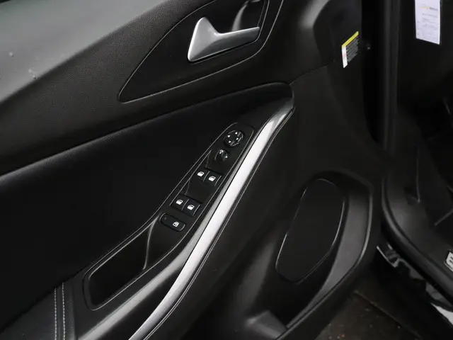 Opel Grandland X 1.2 Turbo Innovation 2018 Benzine 18