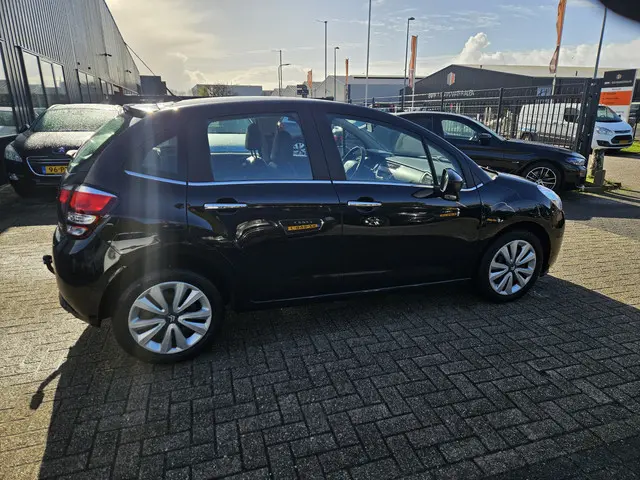 Citroën C3 1.2 PureTech Collection 2015 Benzine 4