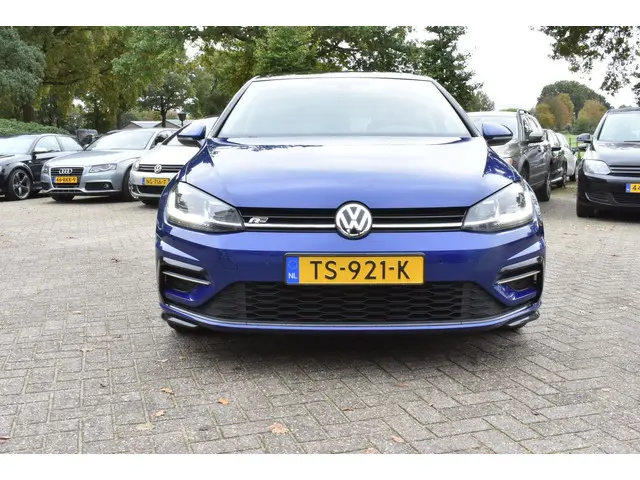 Volkswagen Golf 1.5 TSI Highline Business R 2018 Benzine 8