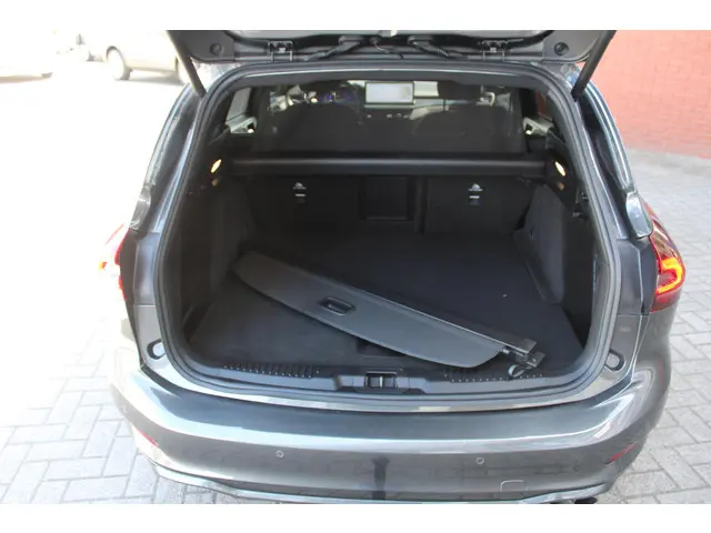 Ford Focus Wagon 1.5 EcoBlue ST Line X 2024 Diesel 15