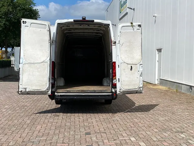 Iveco Daily 35S13V 2.3 410 L4H2 2016 Diesel 5