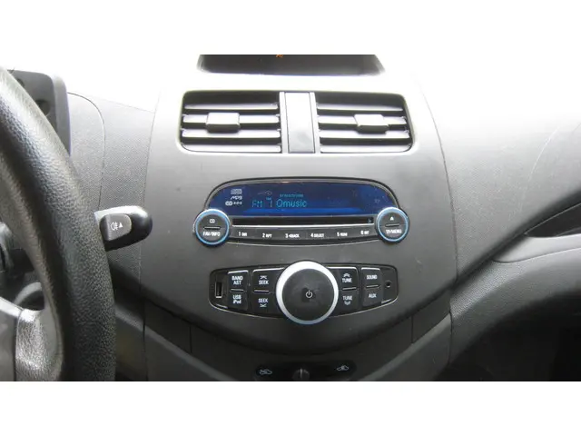 Chevrolet Spark 1.0 16V LS Bi-Fuel 2013 LPG/Gas 8