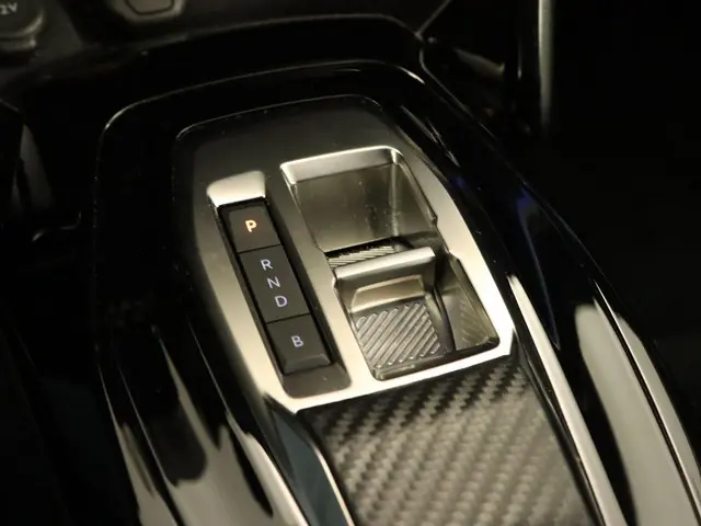 Peugeot e-2008 EV GT 54 kWh 2023 Elektrisch 33