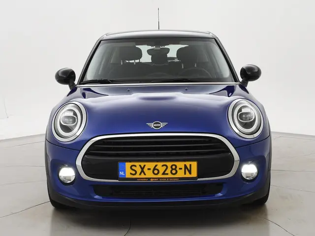 MINI 5-Deurs Mini 1.5 COOPER SALT AUT. 2018 Benzine 6