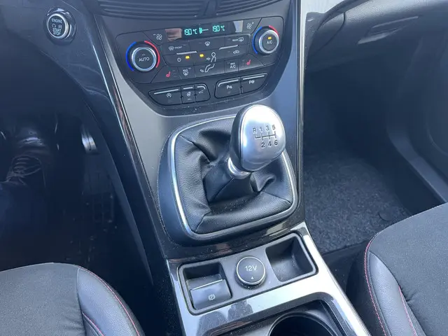 Ford Kuga 1.5 EcoBoost ST-line 2019 Benzine 13