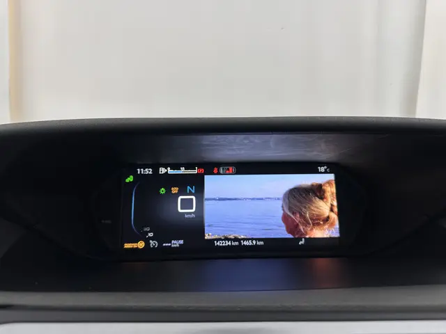 Citroën C4 1.6 e-HDi Exclusive 2014 Diesel 13