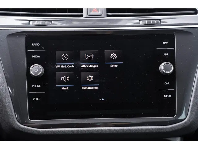 Volkswagen Tiguan 1.4 TSI 125pk Comfortline 2018 Benzine 51