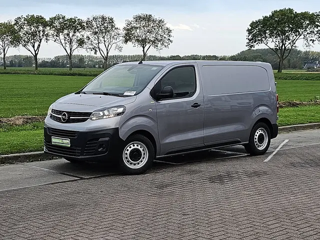 Opel Vivaro 2