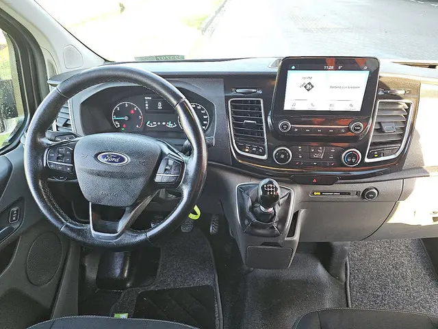 Ford Transit Custom 2.0 2020 Diesel 8