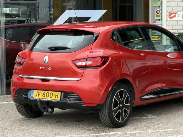 Renault Clio 1.2 16V Dynamique 2014 Benzine 25
