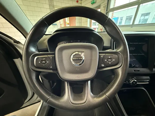 Volvo XC40 1.5 T2 Momentum Automaat 2021 Benzine 18