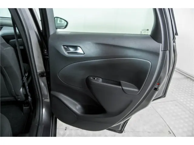 Opel Crossland X 1.2 Turbo Edition 2020 Benzine 37