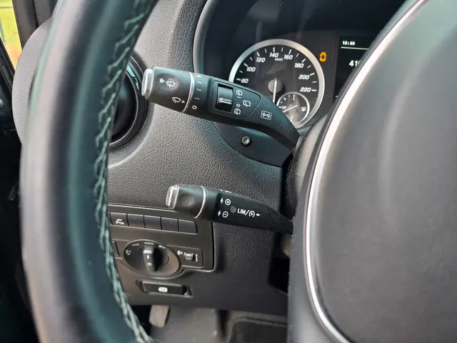 Mercedes-Benz Vito 116 CDI Extra Lang DC 2023 Diesel 17