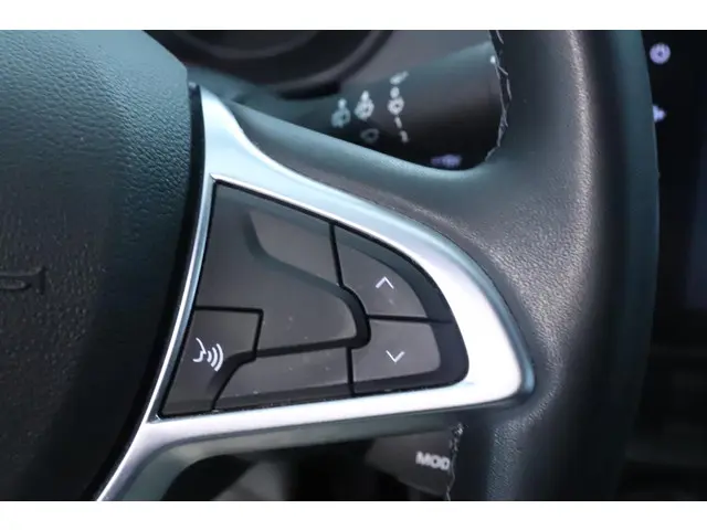 Dacia Duster 1.3 TCe Prestige Automaat 2021 Benzine 21