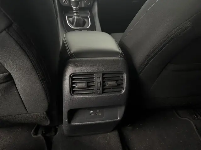 Nissan QASHQAI 1.3 MHEV N-Style 2022 Benzine 36