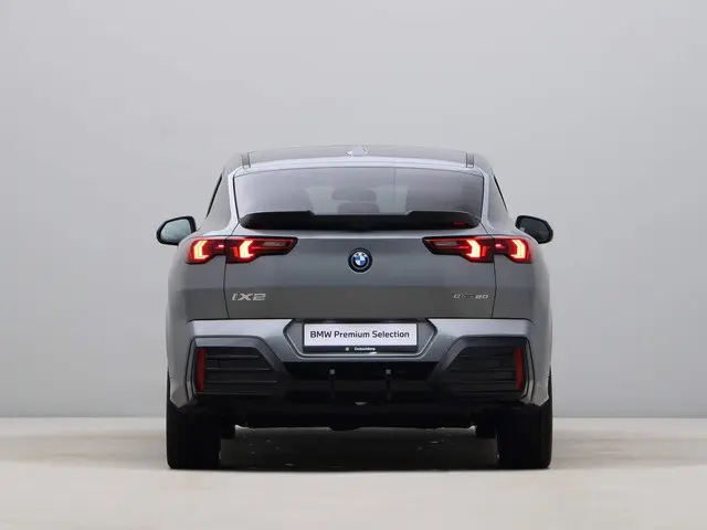 BMW iX2 eDrive20 65kWh 2024 Elektrisch 10