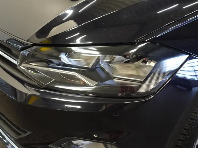 Volkswagen Polo 1.0 TSI Highline DSG-7 Aut. 2021 Benzine 4