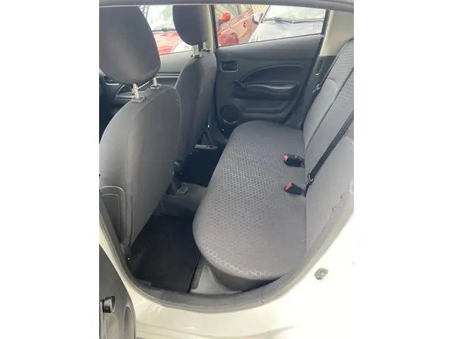 Mitsubishi Space Star 1.0 Instyle 2015 Benzine 11