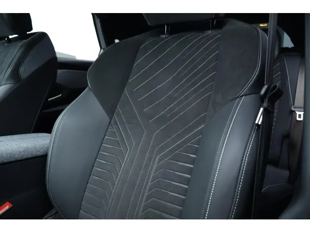 Peugeot e-3008 GT Avantage 210 73 kWh 2025 Elektrisch 14