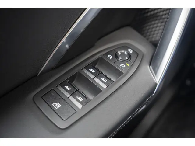 BMW X1 18i sDrive Aut. 2024 Benzine 36