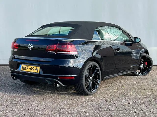 Volkswagen Golf 2.0 GTI, Leder, DSG, Nieuwstaat!! 2015 Benzine 2