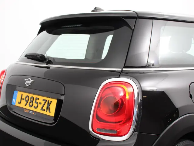 MINI One Mini 1.5 First Salt 2019 Benzine 32