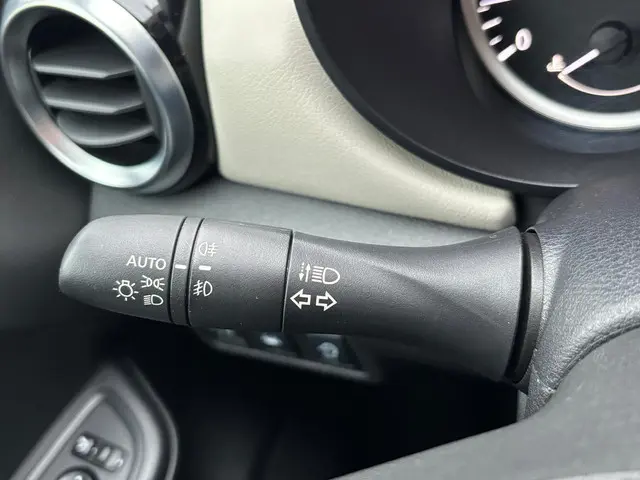 Nissan Micra IG-T 92 Xtronic Kiiro 2022 Benzine 20