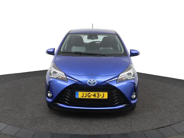 Toyota Yaris 1.5 Hybrid Design 2018 Hybride Benzine 16