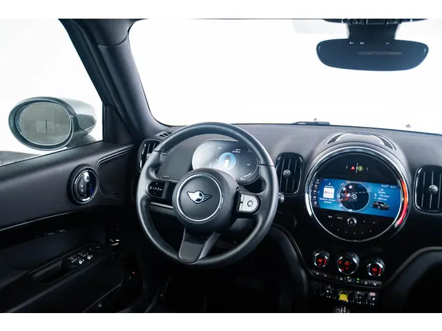 MINI Countryman Cooper SE ALL4 2022 Hybride Benzine 37