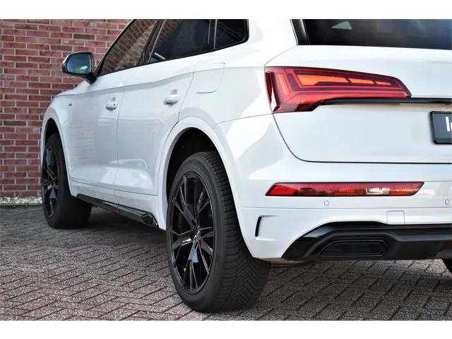 Audi Q5 50 TFSI e S-Edition 2023 Hybride Benzine 34