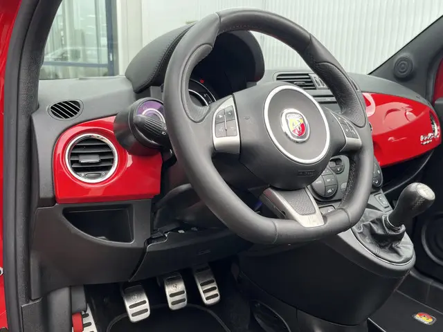 Fiat 500 Abarth 1.4 T-Jet 595 2016 Benzine 50