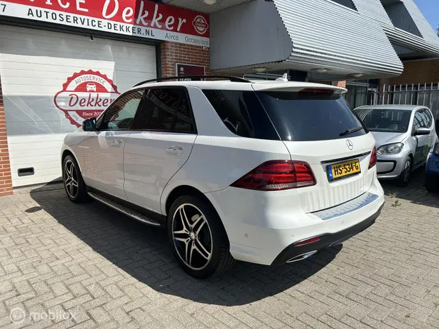 Mercedes-Benz GLE 500 e 4MATIC 2015 Hybride Benzine 26