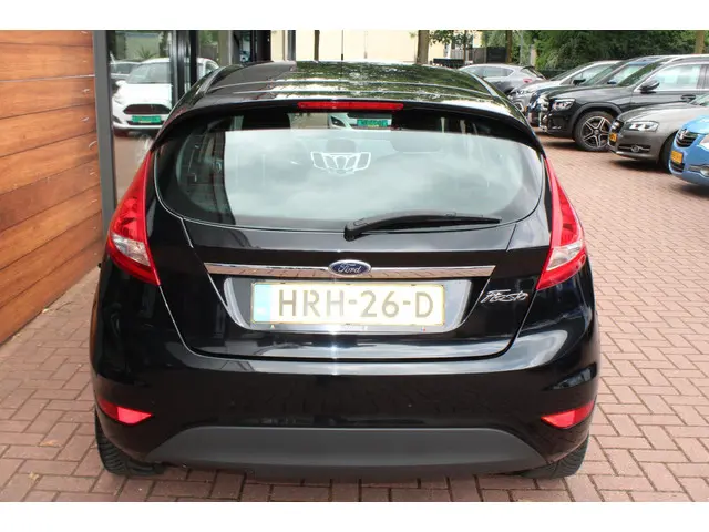 Ford Fiesta 1.25 Titanium 2012 Benzine 12