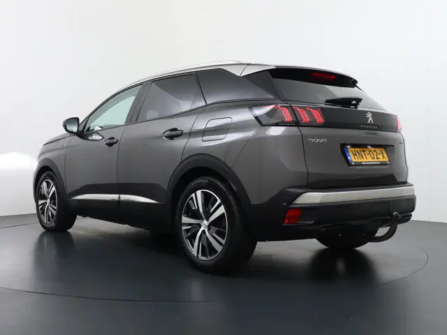Peugeot 3008 1.6 HYbrid 225 Allure 2021 Benzine 5