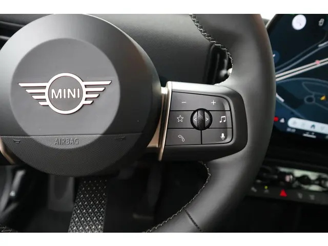 MINI 3-Deurs Cooper C 2024 Benzine 15