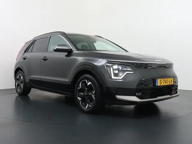 Kia Niro EV ExecutiveLine 64.8 kWh 2023 Elektrisch 2