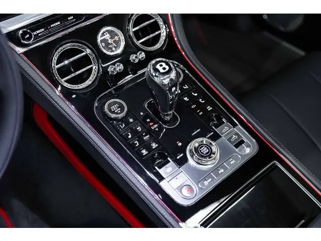 Bentley Continental GT GTC W12 Speed 2023 Benzine 36