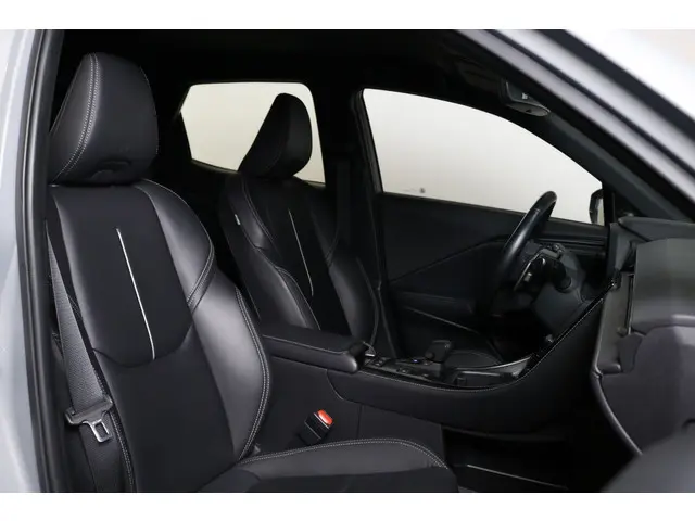 Lexus LBX Relax AWD Advance Pack 2024 Hybride Benzine 10