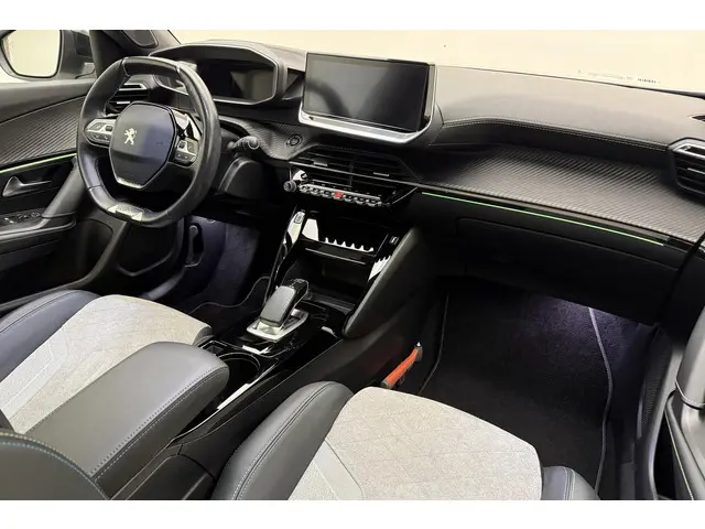 Peugeot e-2008 EV GT 50 kWh 2020 Elektrisch 16