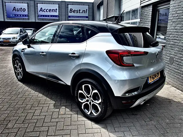 Renault Captur 1.0 TCe 90 Intens 2021 Benzine 34