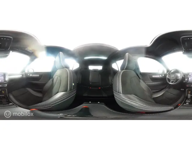 Volvo XC40 2.0 T5 AWD R-Design 2018 Benzine 49