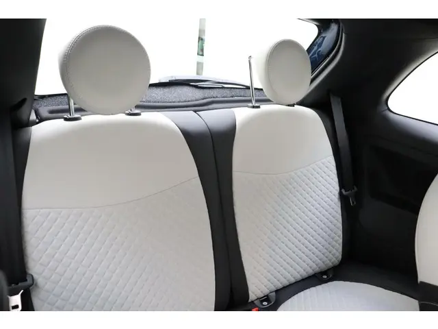 Fiat 500 1.0 Hybrid Dolcevita 2021 Benzine 14