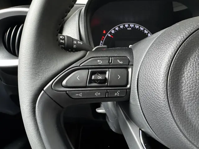 Toyota Aygo X 1.0 VVT-i S-CVT JBL automaat 2025 Benzine 29