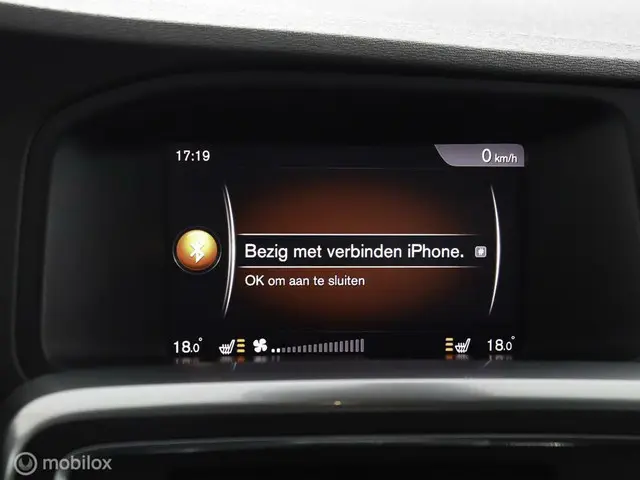 Volvo V60 1.5 T2 Polar+| Leer| Trekhaak 2018 Benzine 25
